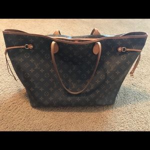 Louis Vuitton Neverfull